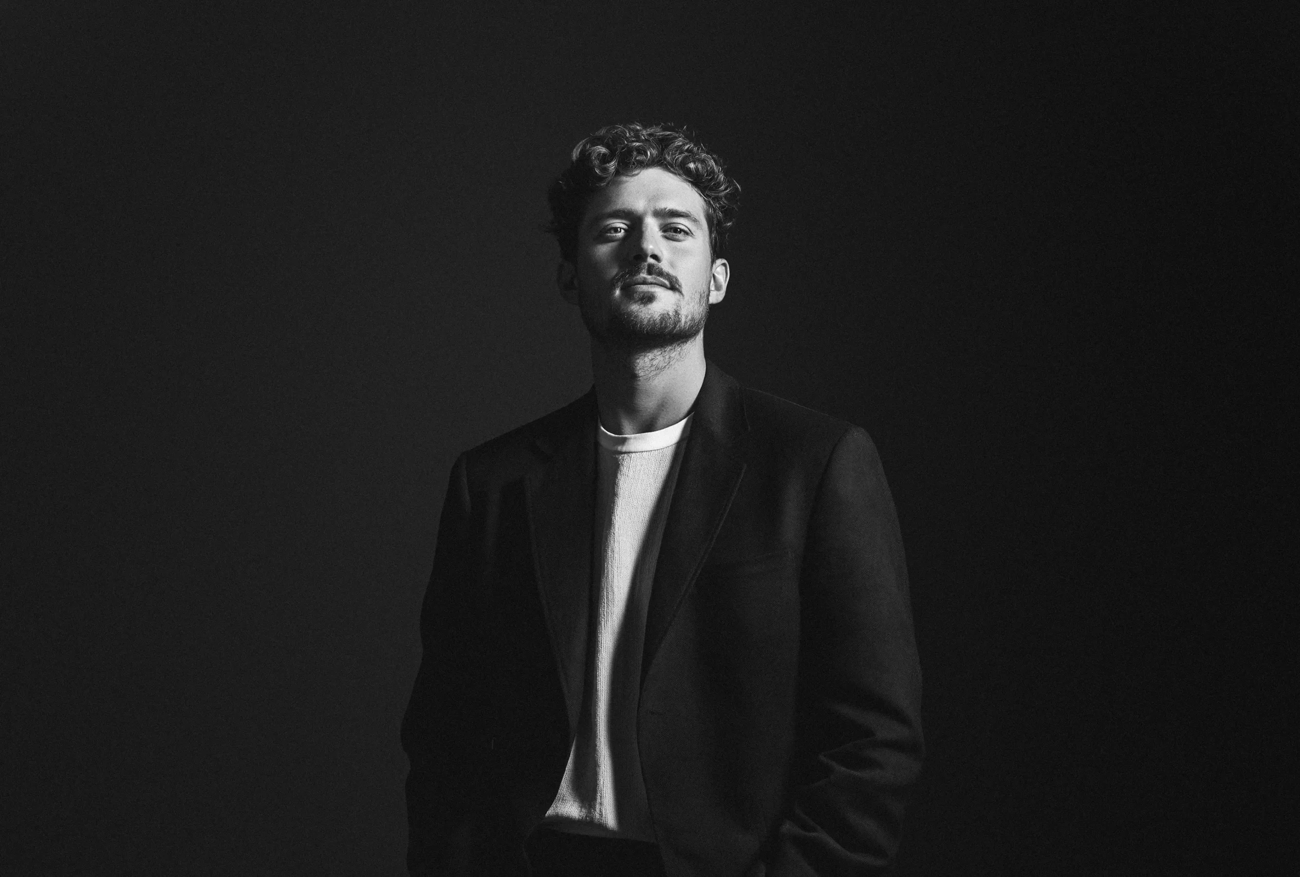 Cannes Image by notthoff La Biosthétique Friseur SW Mann Chic modeische Frisur mit dauerwelle 1 16 03 25